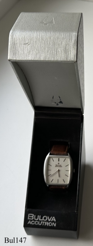 Bul147Bulova2183SilberC1